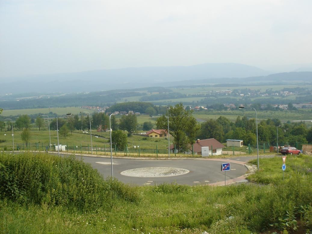 Земля в Карловых Варах, Чехия, 1 132 м2 - фото 1