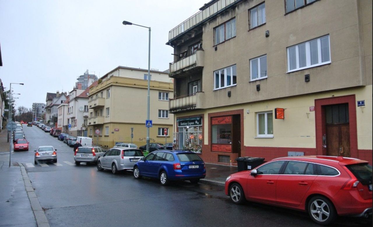 Коммерческая недвижимость в Праге, Чехия, 55 м2 - фото 1