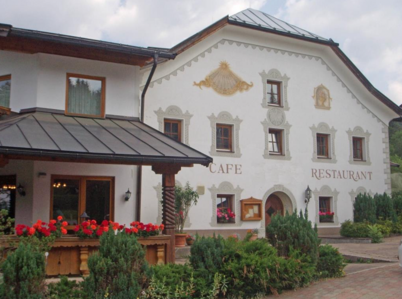 Отель, гостиница в Кицбюэле, Австрия, 4 392 м2 - фото 1