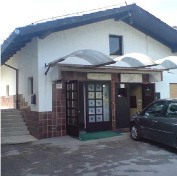Коммерческая недвижимость в Трбовле, Словения, 133 м2 - фото 1