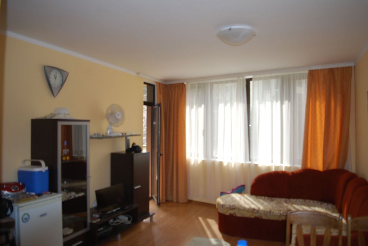Квартира в Несебре, Болгария, 64 м2 - фото 1