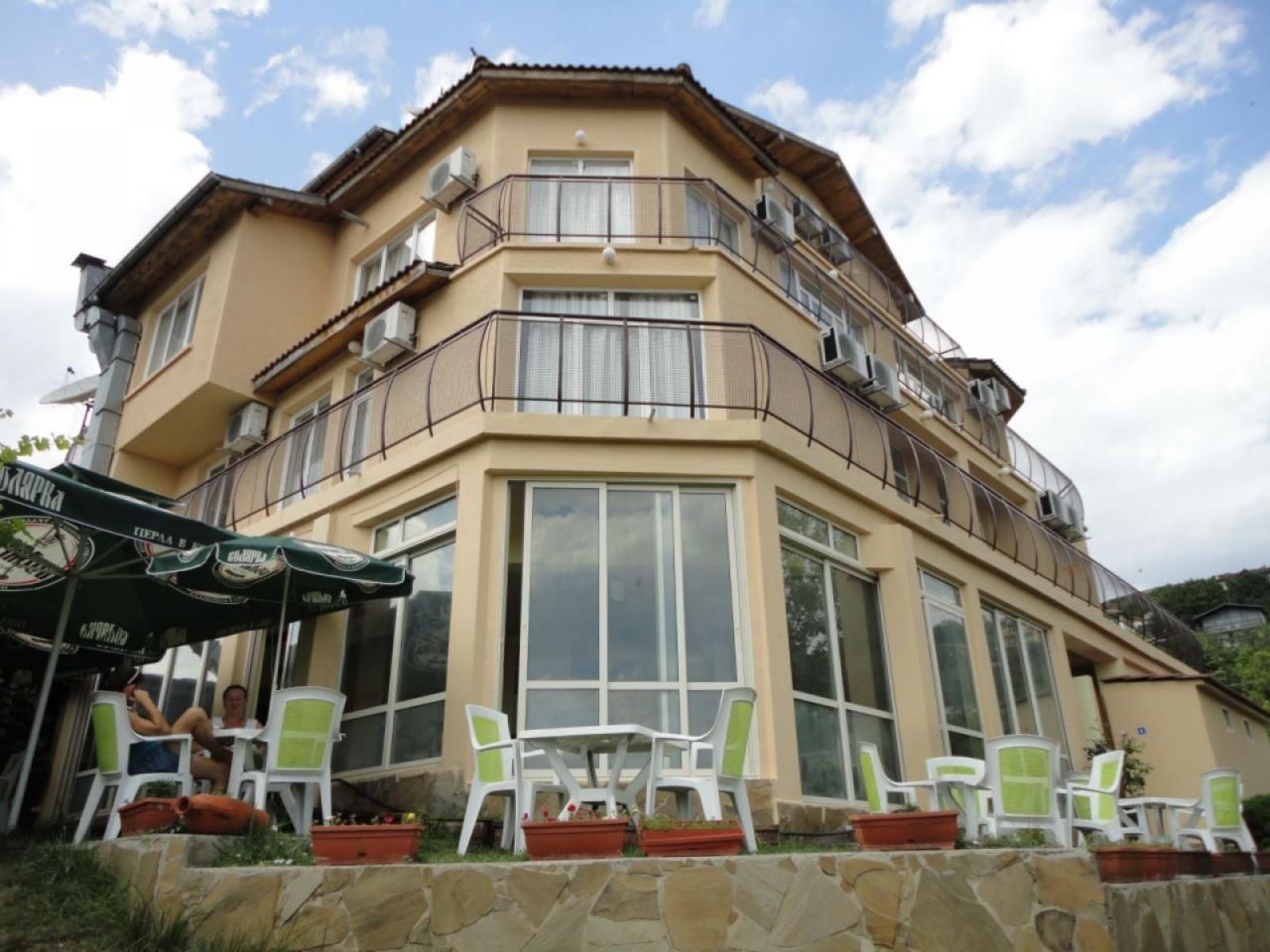 Отель, гостиница в Балчике, Болгария, 700 м2 - фото 1