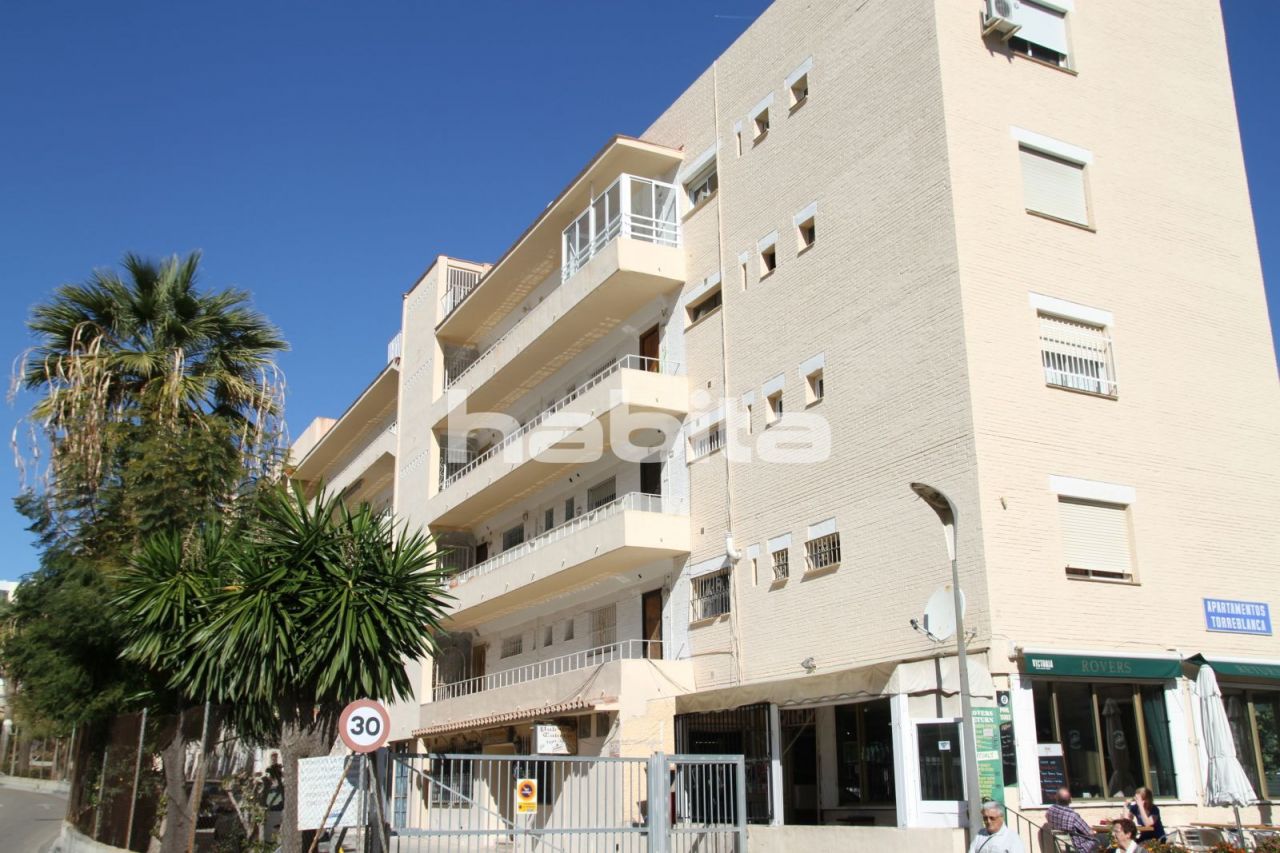 Апартаменты в Малаге, Испания, 58 м2 - фото 1