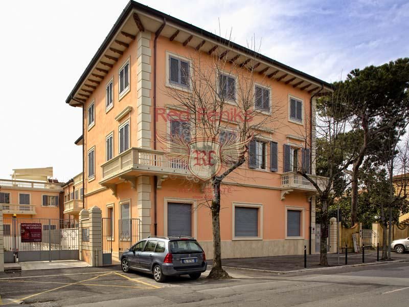 Апартаменты в Виареджо, Италия, 80 м2 - фото 1