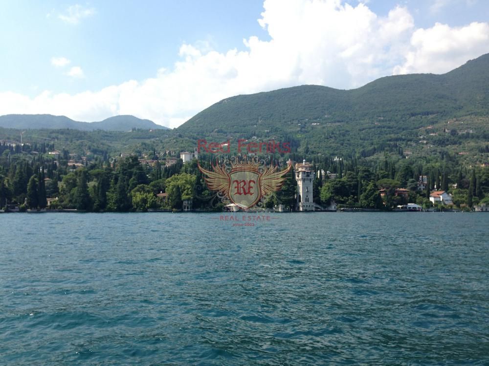 Вилла у озера Гарда, Италия, 630 м2 - фото 1