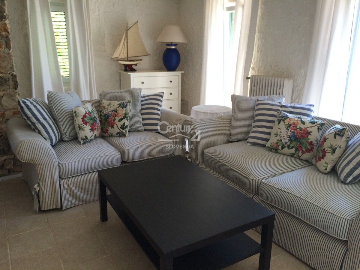 Доходный дом в Ровини, Хорватия, 300 м² - фото 6