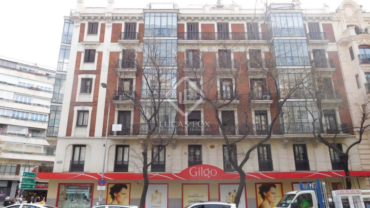 Апартаменты в Мадриде, Испания, 180 м2 - фото 1