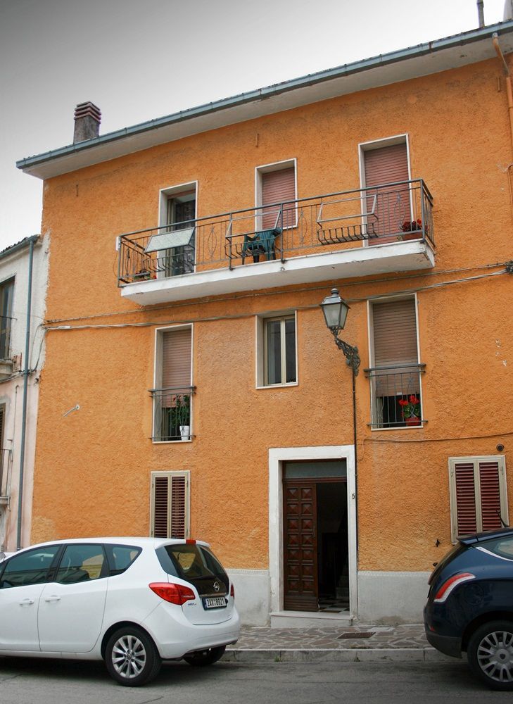 Дом в Караманико-Терме, Италия, 125 м2 - фото 1