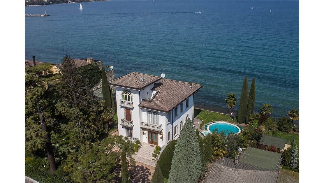 Вилла у озера Гарда, Италия, 420 м² - фото 5