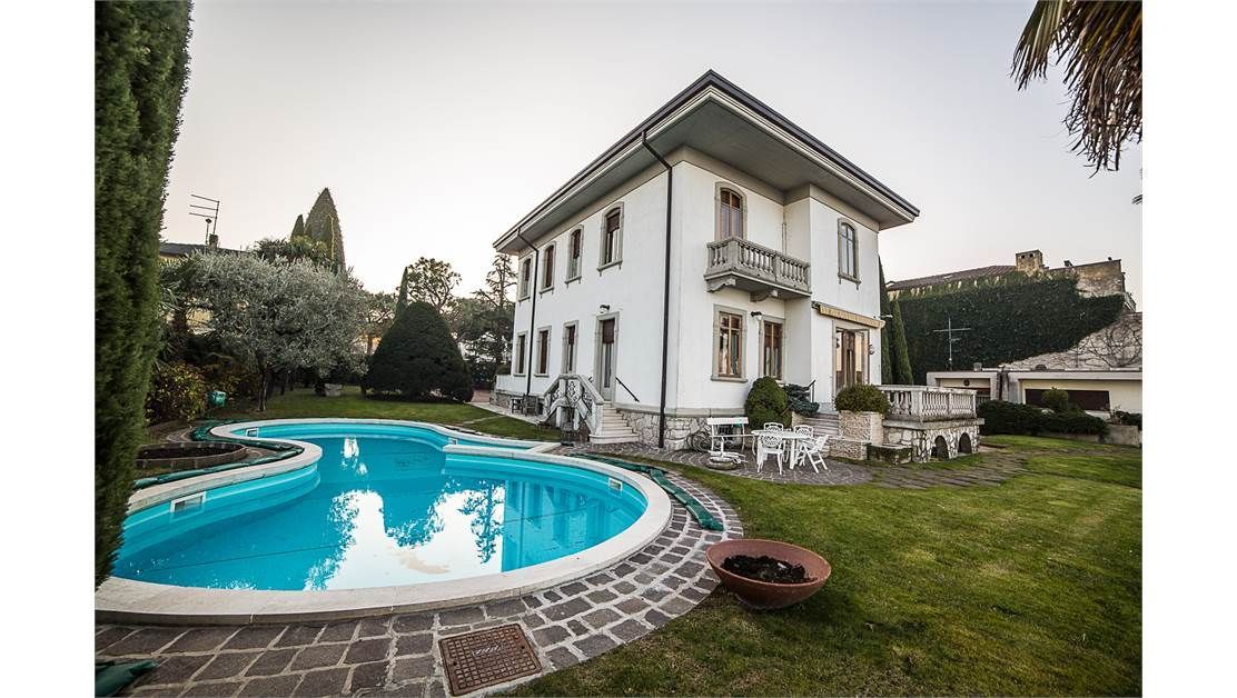 Вилла у озера Гарда, Италия, 420 м² - фото 8