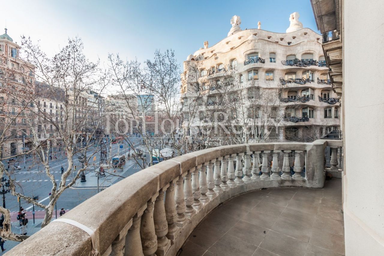 Квартира в Барселоне, Испания, 143 м2 - фото 1