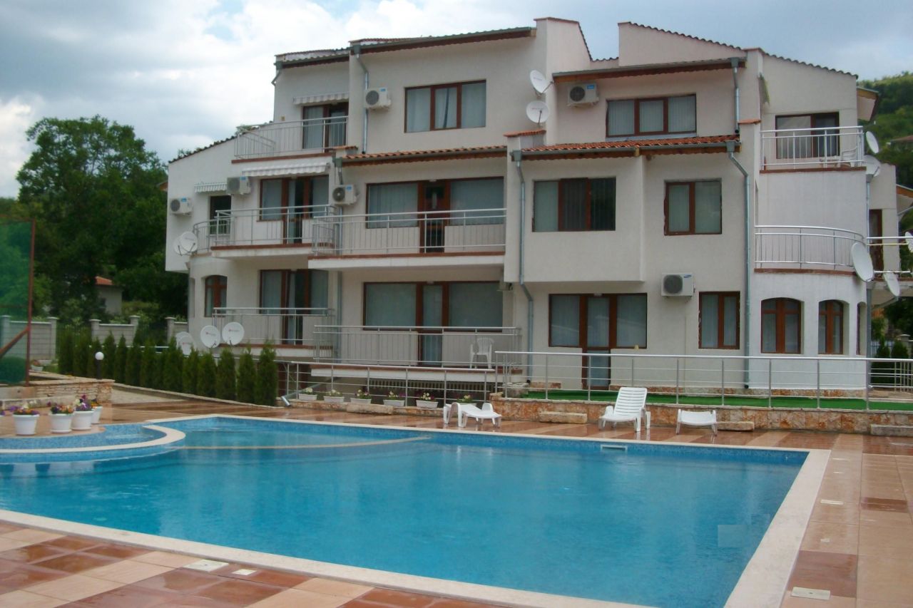 Апартаменты в Балчике, Болгария, 52 м2 - фото 1