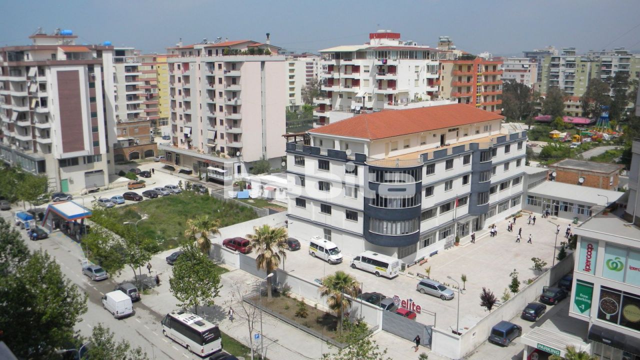 Апартаменты во Влёре, Албания, 130 м2 - фото 1