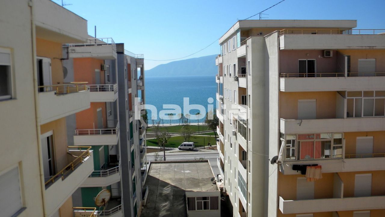 Апартаменты во Влёре, Албания, 105 м2 - фото 1