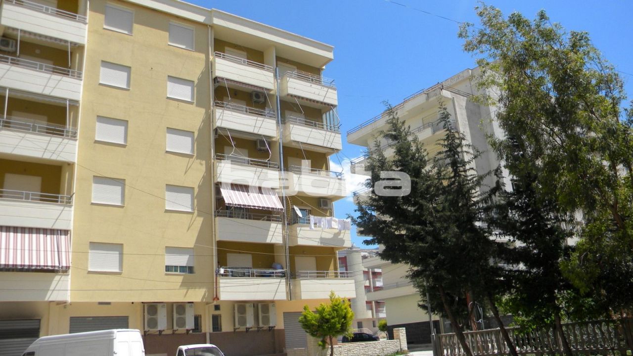Апартаменты в Орикуме, Албания, 46.3 м2 - фото 1