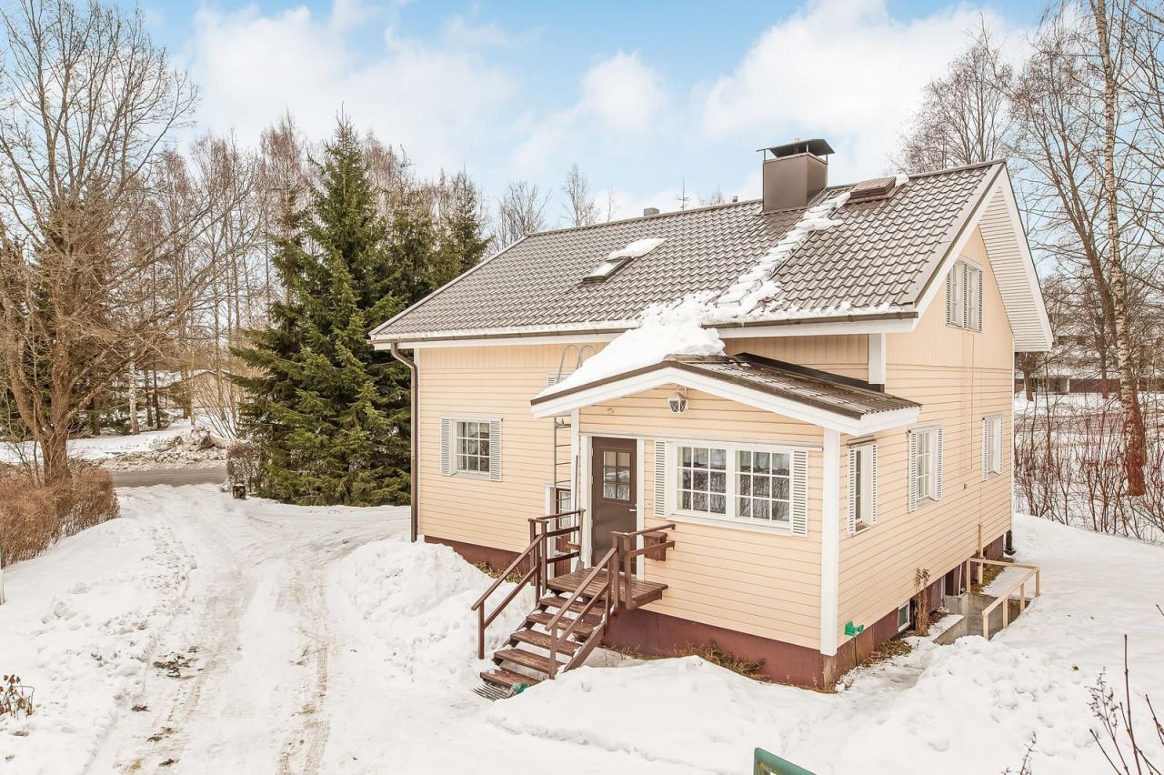 Дом в Хямеэнлинна, Финляндия, 180 м2 - фото 1