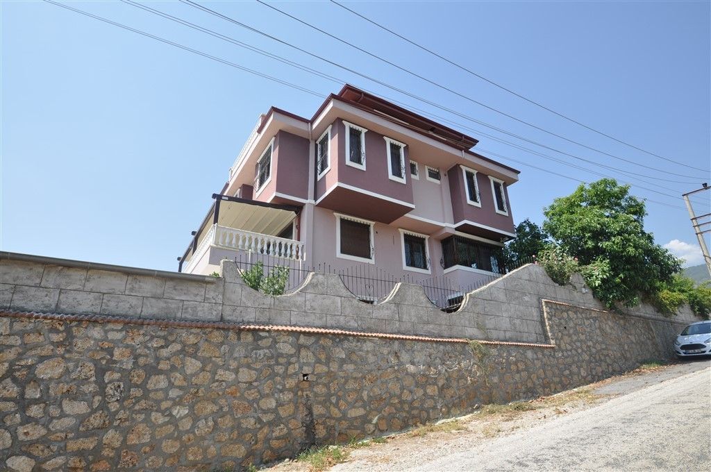 Дом в Алании, Турция, 470 м2 - фото 1