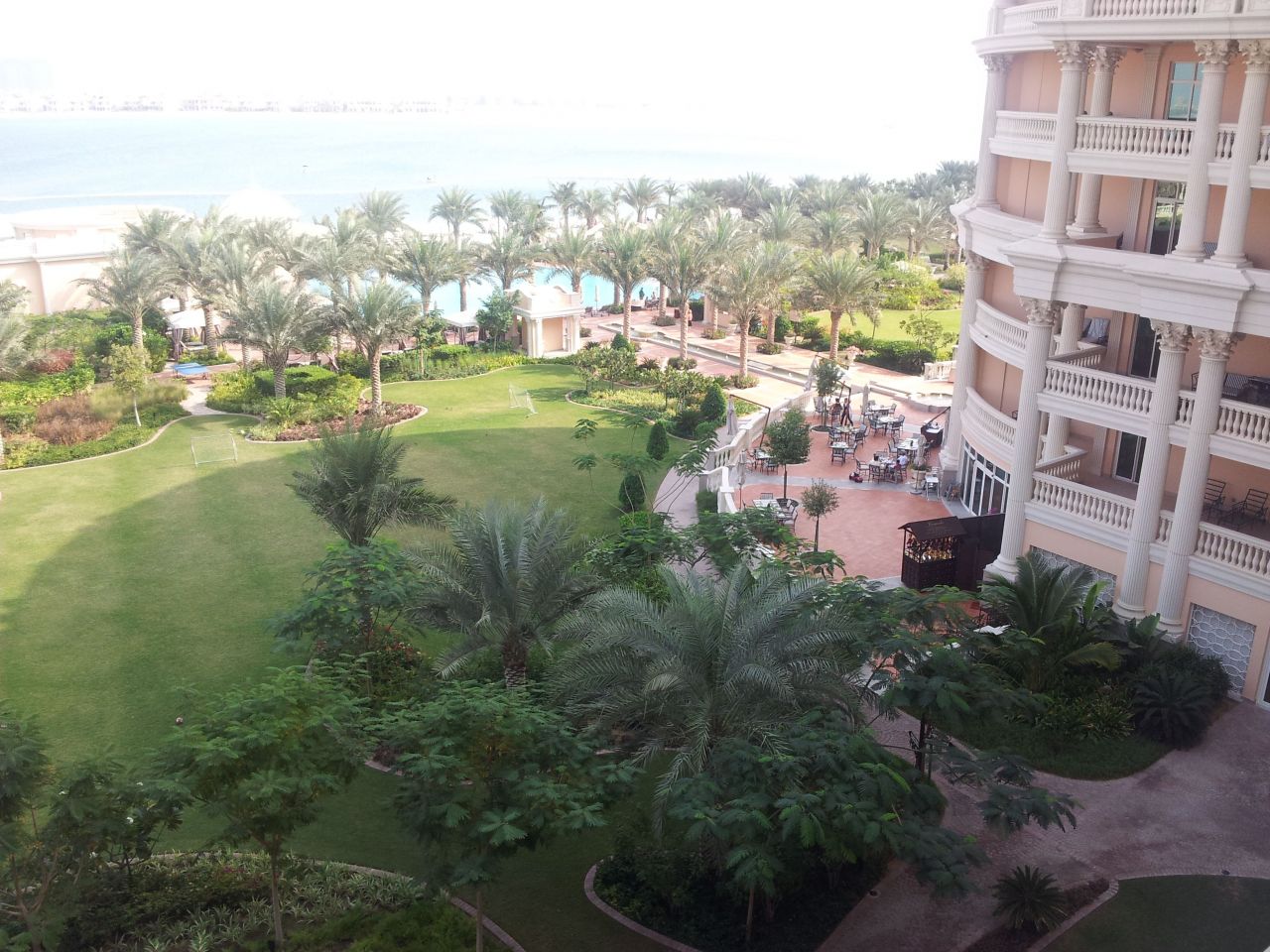 Отель, гостиница в Дубае, ОАЭ, 103.84 м2 - фото 1