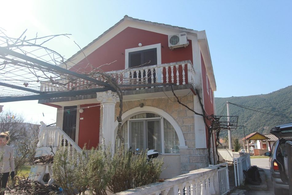 Дом в Будве, Черногория, 130 м2 - фото 1