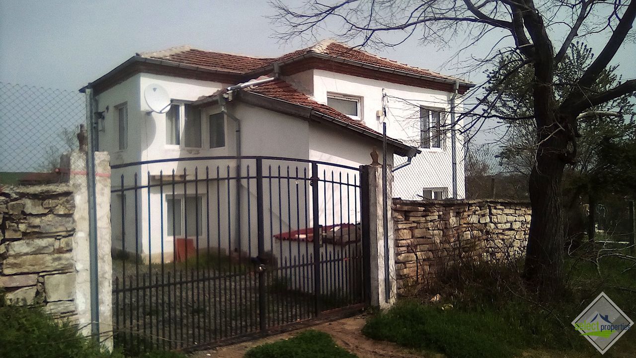 Дом в Бургасе, Болгария, 140 м2 - фото 1