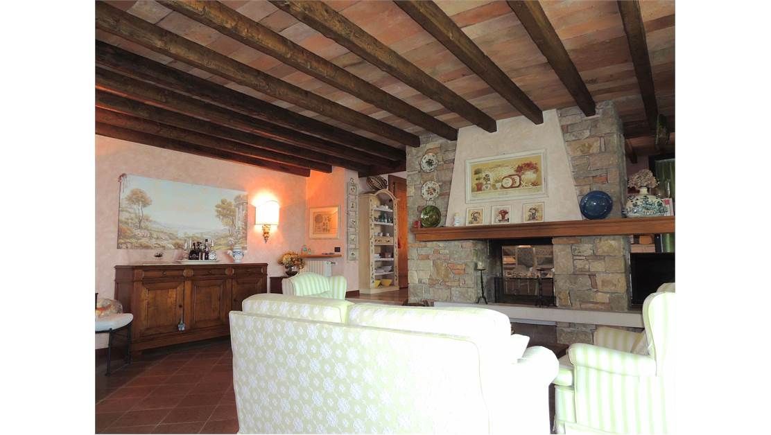 Вилла у озера Гарда, Италия, 750 м² - фото 11