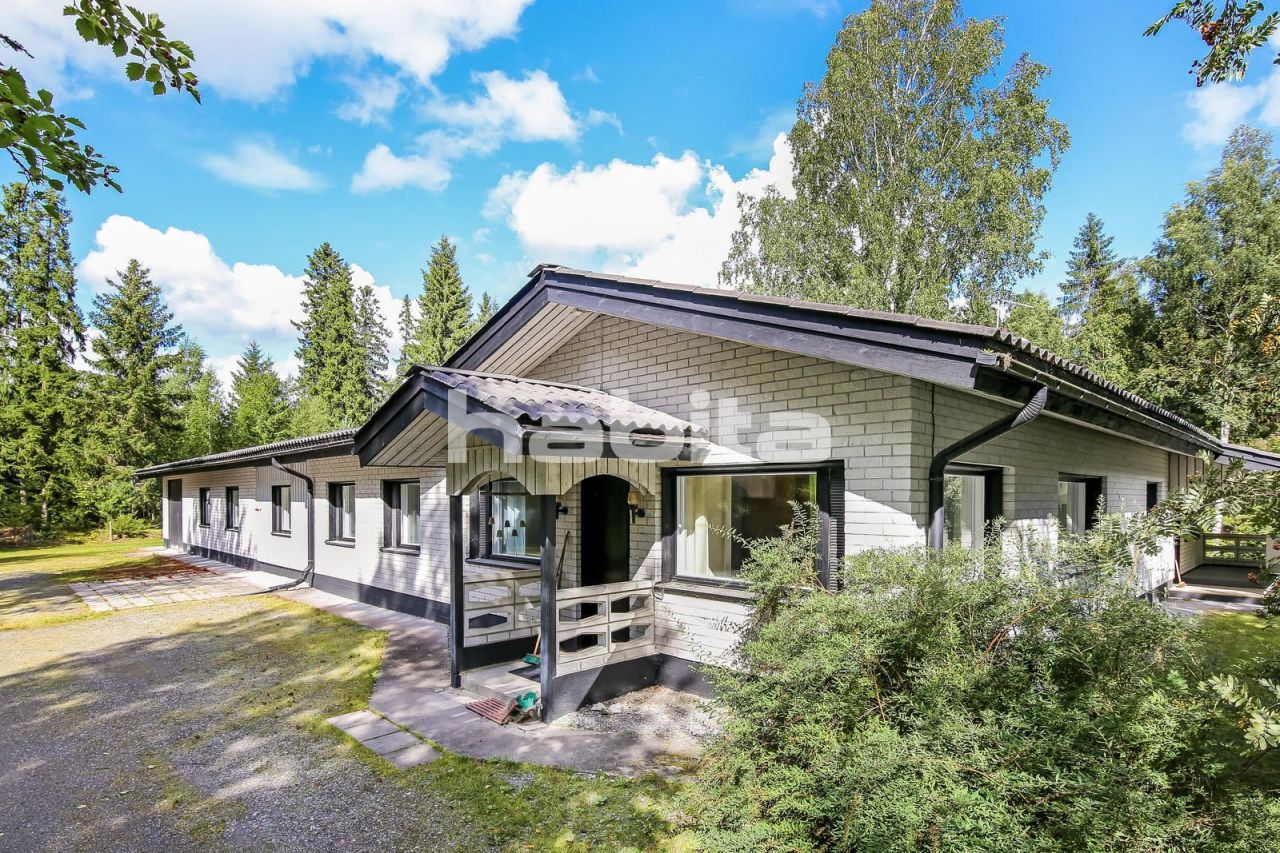 Дом в Вааса, Финляндия, 217.2 м2 - фото 1