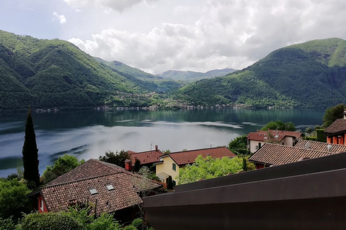 Апартаменты на озере Лугано, Италия, 130 м2 - фото 1