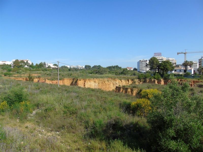 Земля в Алгарве, Португалия, 46 307 м2 - фото 1