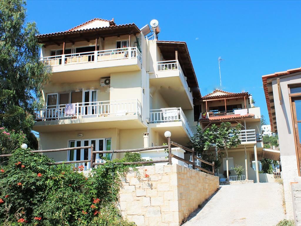 Коммерческая недвижимость в Аниссарас, Греция, 760 м2 - фото 1