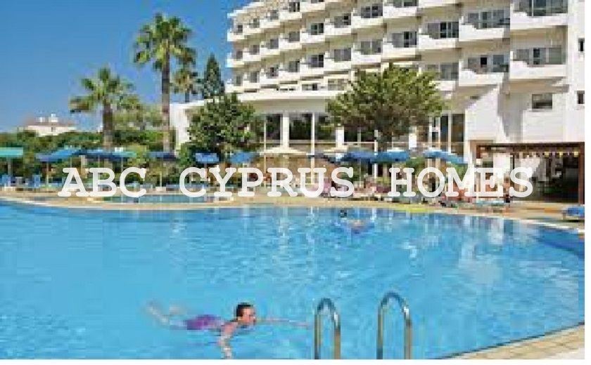 Отель, гостиница в Айя-Напе, Кипр, 7 706 м2 - фото 1