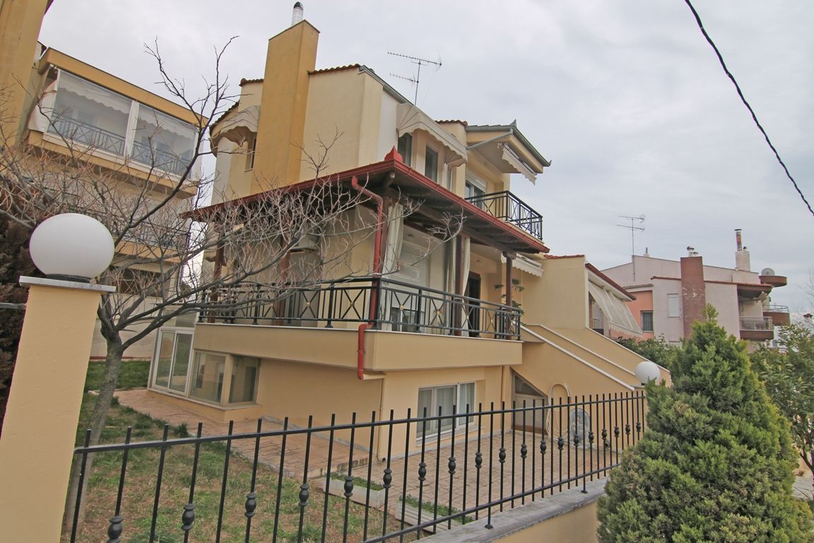 Дом в Салониках, Греция, 192 м2 - фото 1