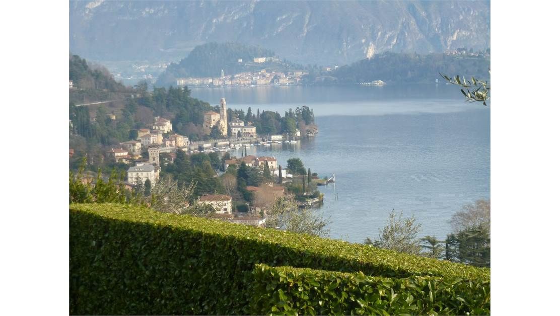 Вилла у озера Комо, Италия, 200 м² - фото 7