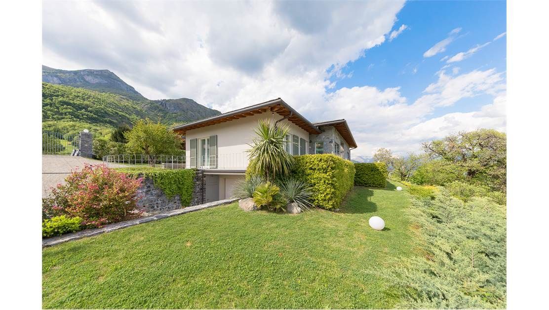 Вилла у озера Комо, Италия, 300 м² - фото 6