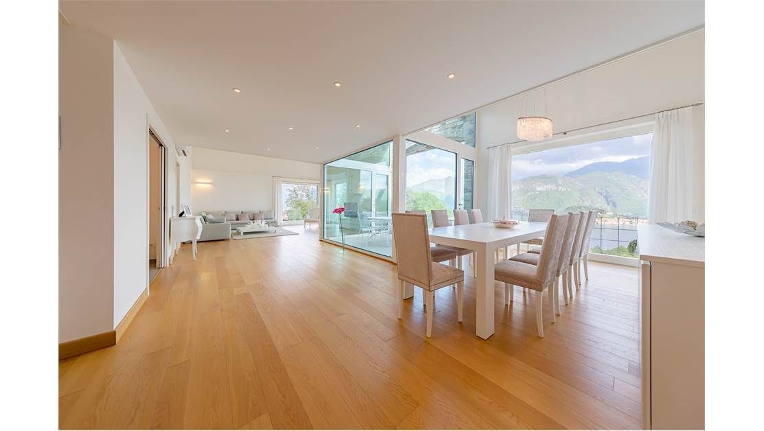 Вилла у озера Комо, Италия, 300 м² - фото 8