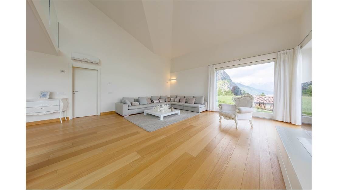 Вилла у озера Комо, Италия, 300 м² - фото 10