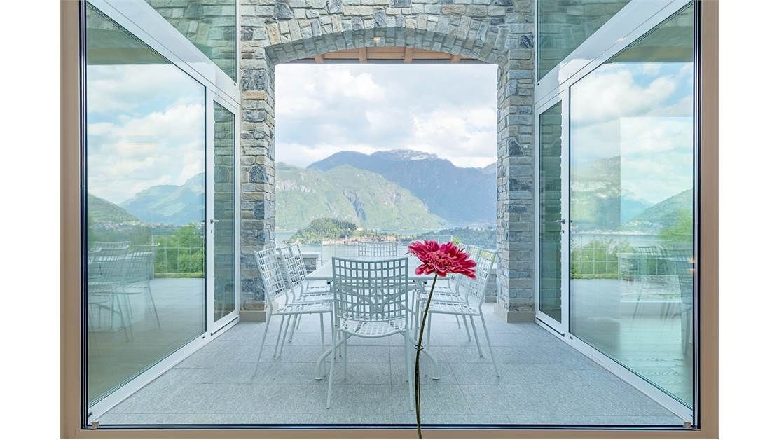 Вилла у озера Комо, Италия, 300 м² - фото 11