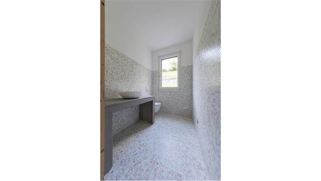 Вилла у озера Комо, Италия, 320 м² - фото 9