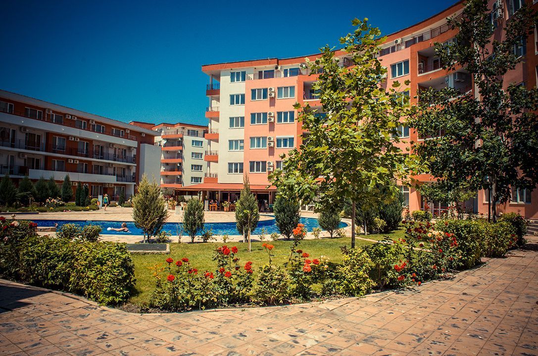 Апартаменты в Елените, Болгария, 60 м2 - фото 1