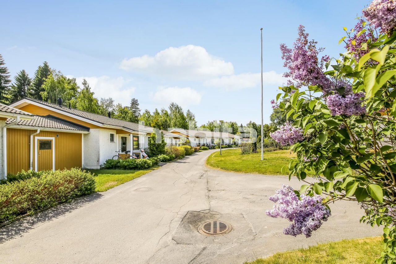Квартира в Вааса, Финляндия, 80 м2 - фото 1