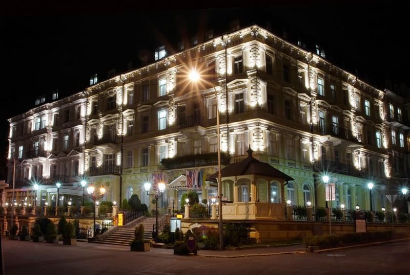 Отель, гостиница в Карловых Варах, Чехия, 2 057 м2 - фото 1