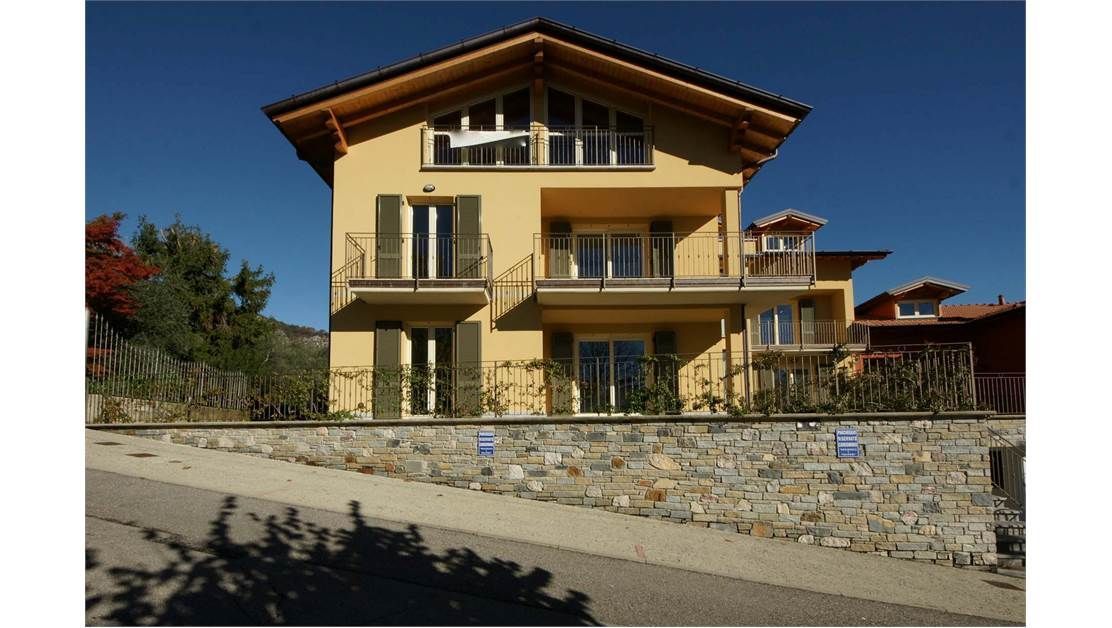 Квартира у озера Комо, Италия, 100 м² - фото 3