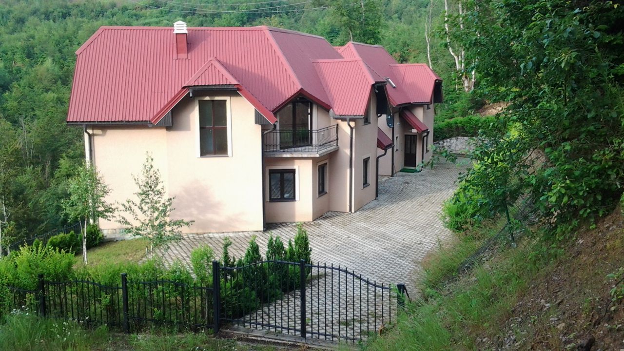 Особняк в Колашине, Черногория, 150 м2 - фото 1