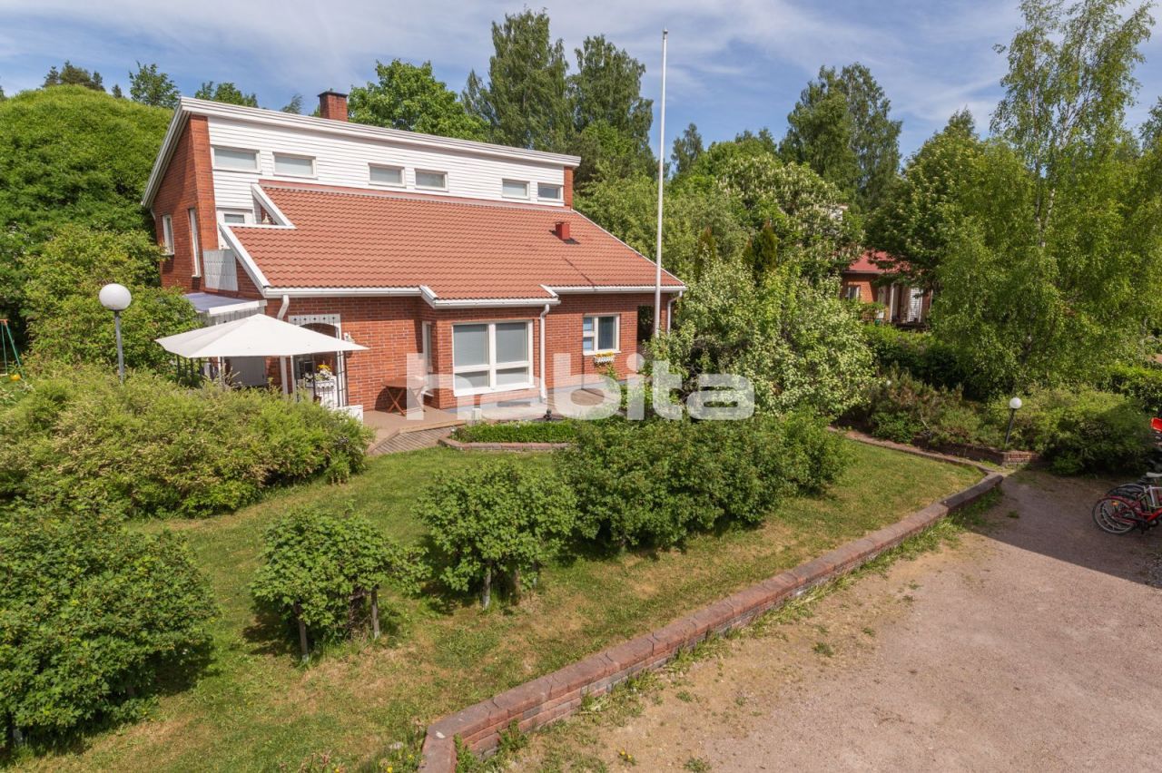 Дом в Хямеэнлинна, Финляндия, 160 м2 - фото 1