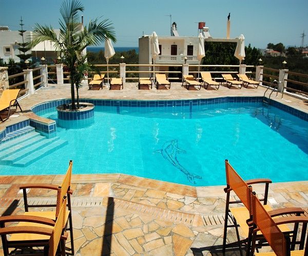 Отель, гостиница в Ираклионе, Греция, 1 400 м2 - фото 1