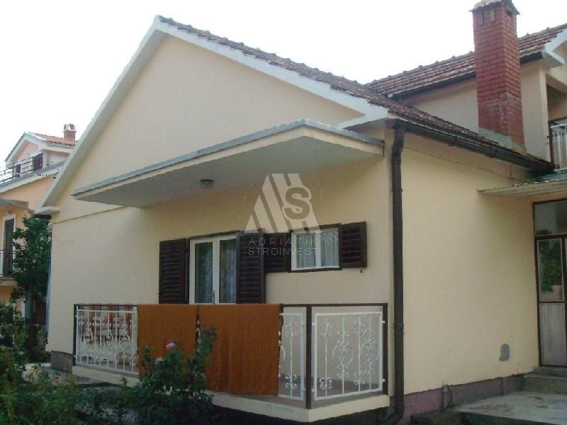 Дом в Баошичах, Черногория, 100 м2 - фото 1