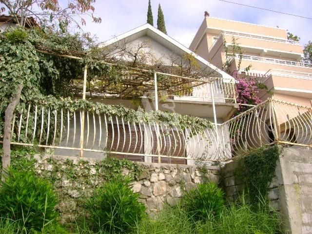 Дом на Круче, Черногория, 140 м2 - фото 1