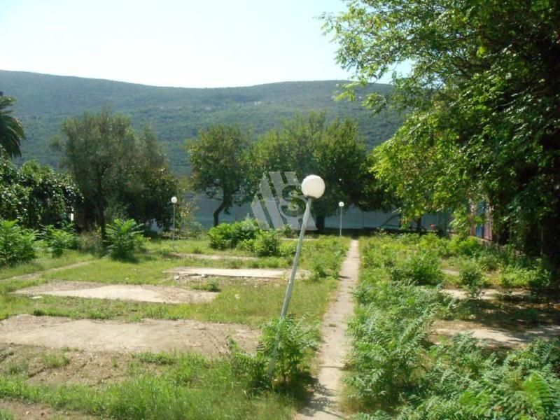 Земля в Кумборе, Черногория, 1 577 м2 - фото 1