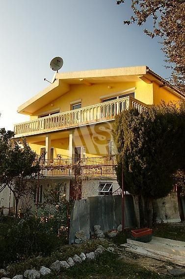 Дом в Сутоморе, Черногория, 157 м2 - фото 1