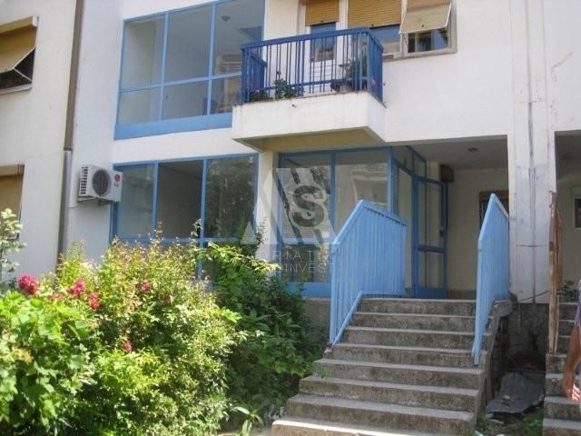 Квартира в Баре, Черногория, 66 м2 - фото 1