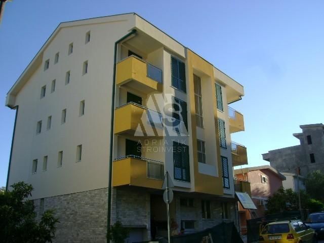 Квартира в Петроваце, Черногория, 35 м2 - фото 1